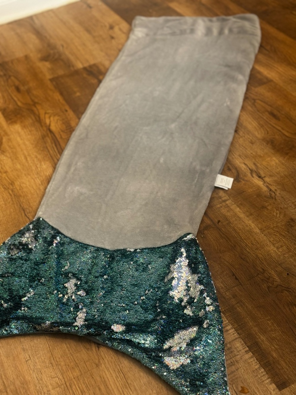 Dual-Sequined Mermaid Blanket